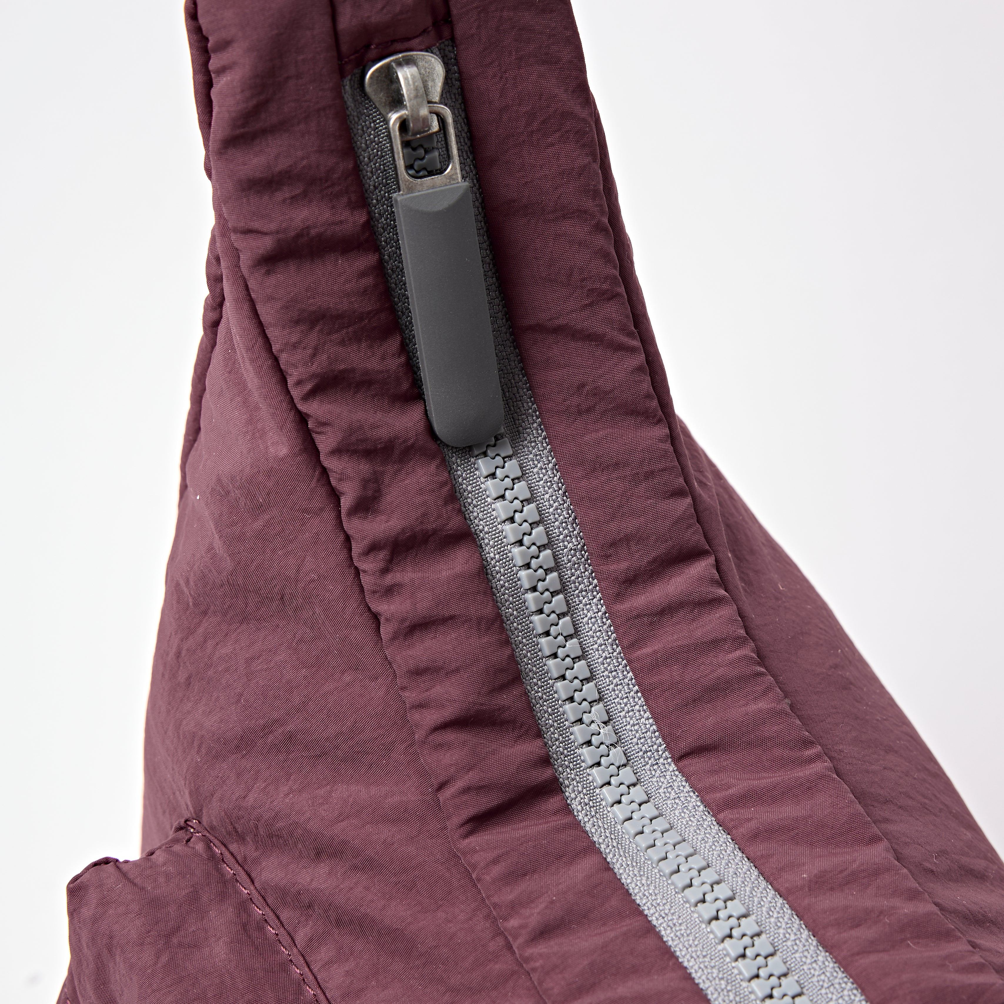 Belsize Handbag in Bordeaux - Image 5