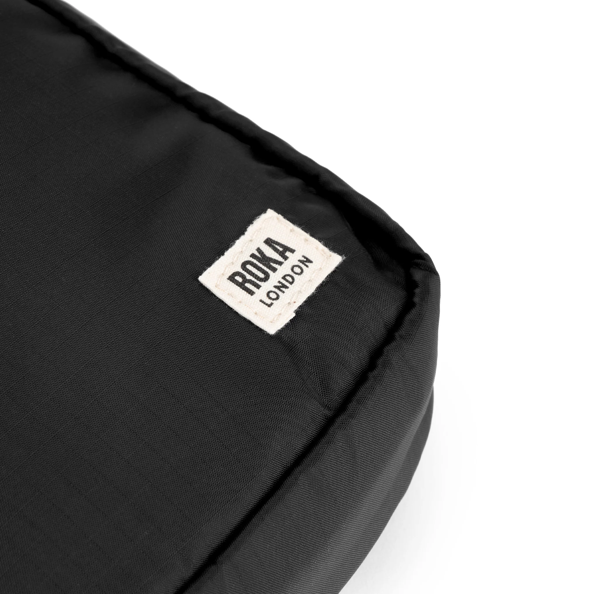 Bond Pocket Crossbody Bag in Black - Image 7