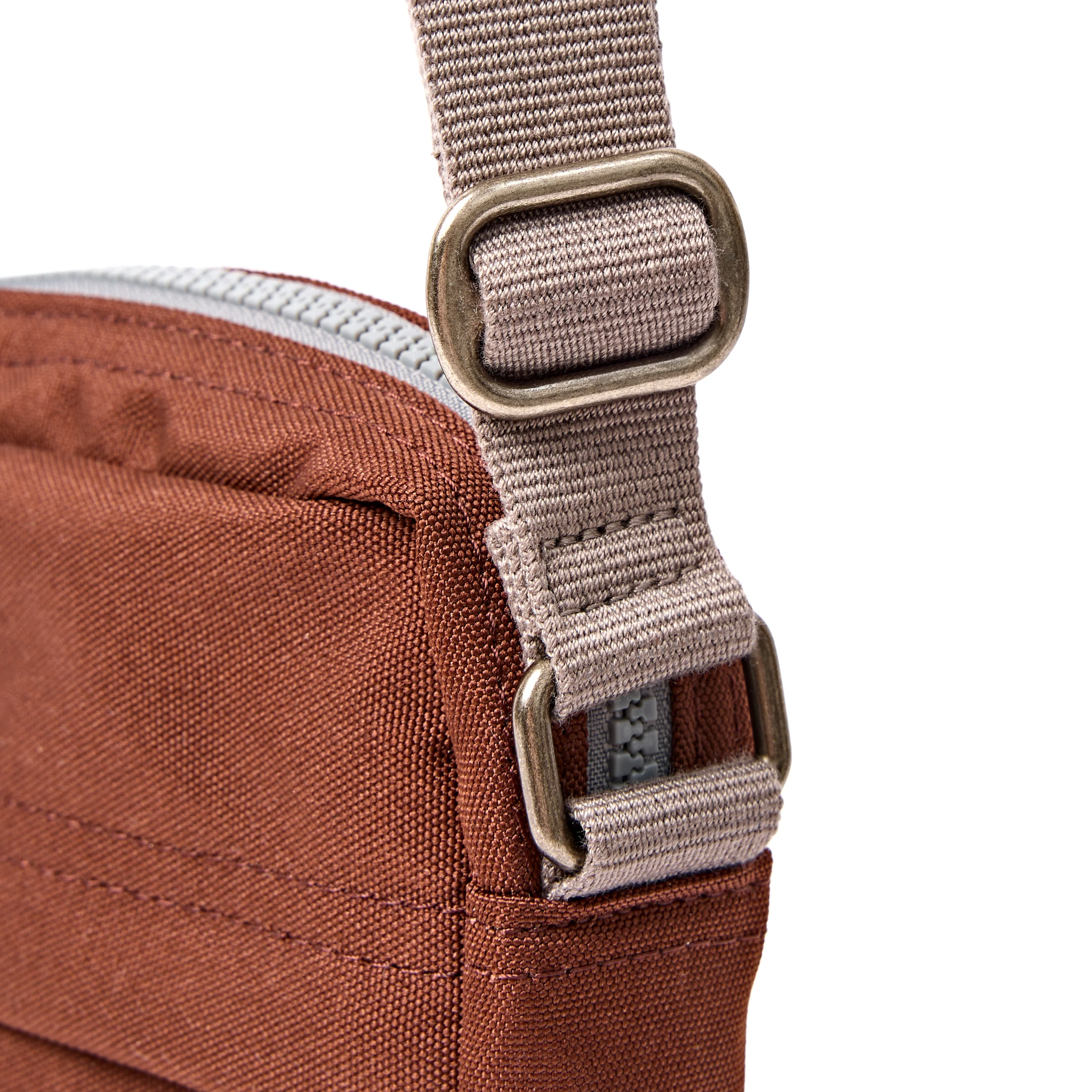 Bond Pocket Crossbody Bag in Chocolate - Image 7