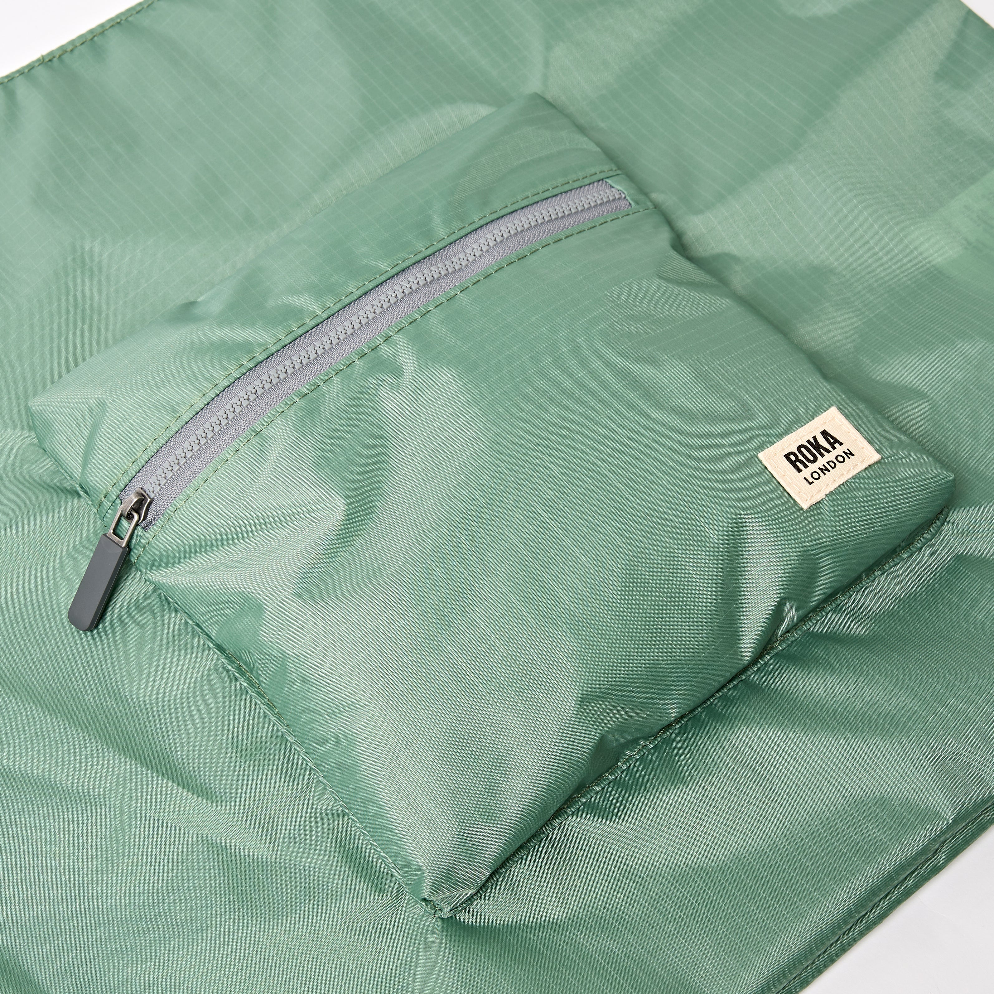 Borough Shopper Tote Bag in Frost - Image 4