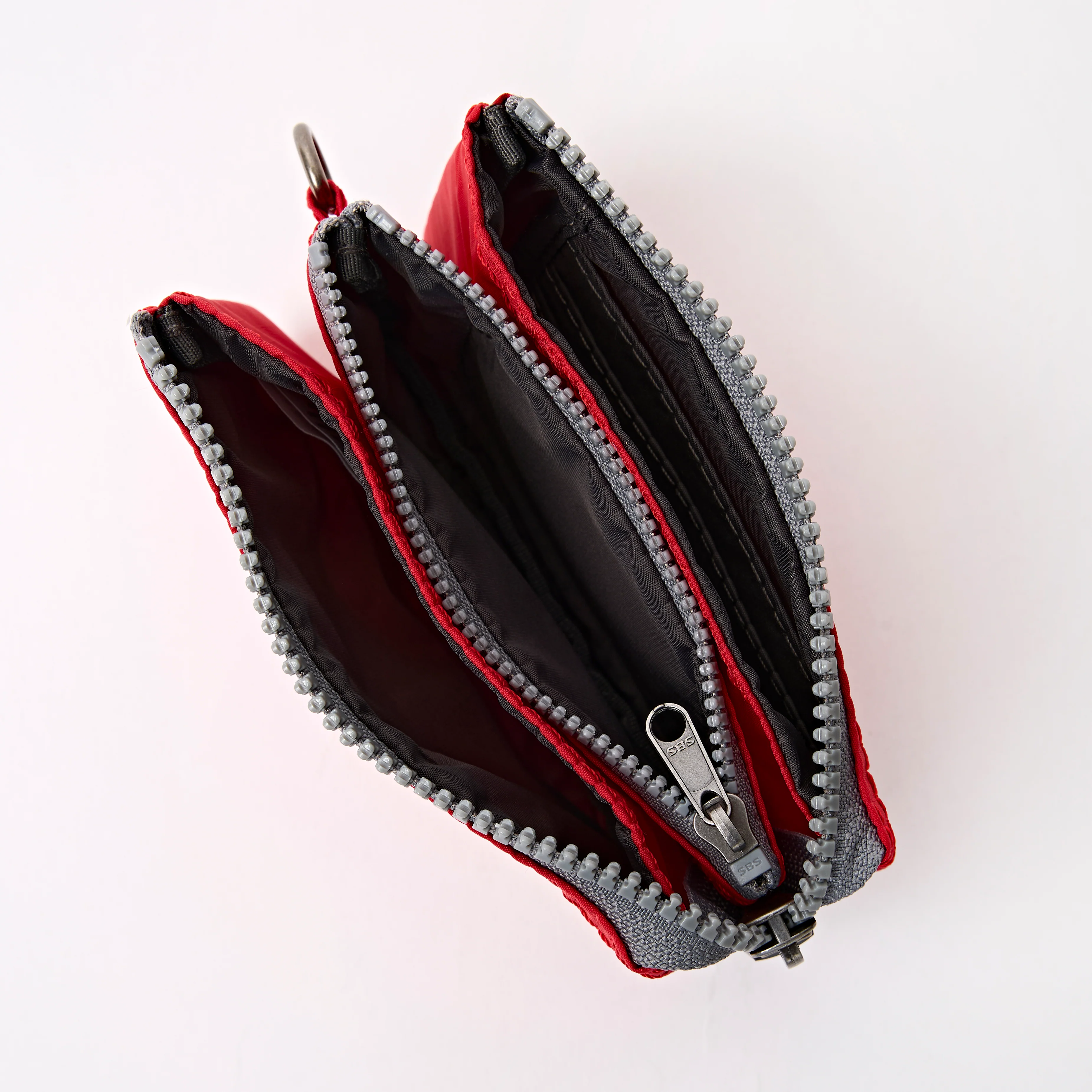 Carnaby Wallet in Scarlet Recycled Nylon Ripstop - Image 4