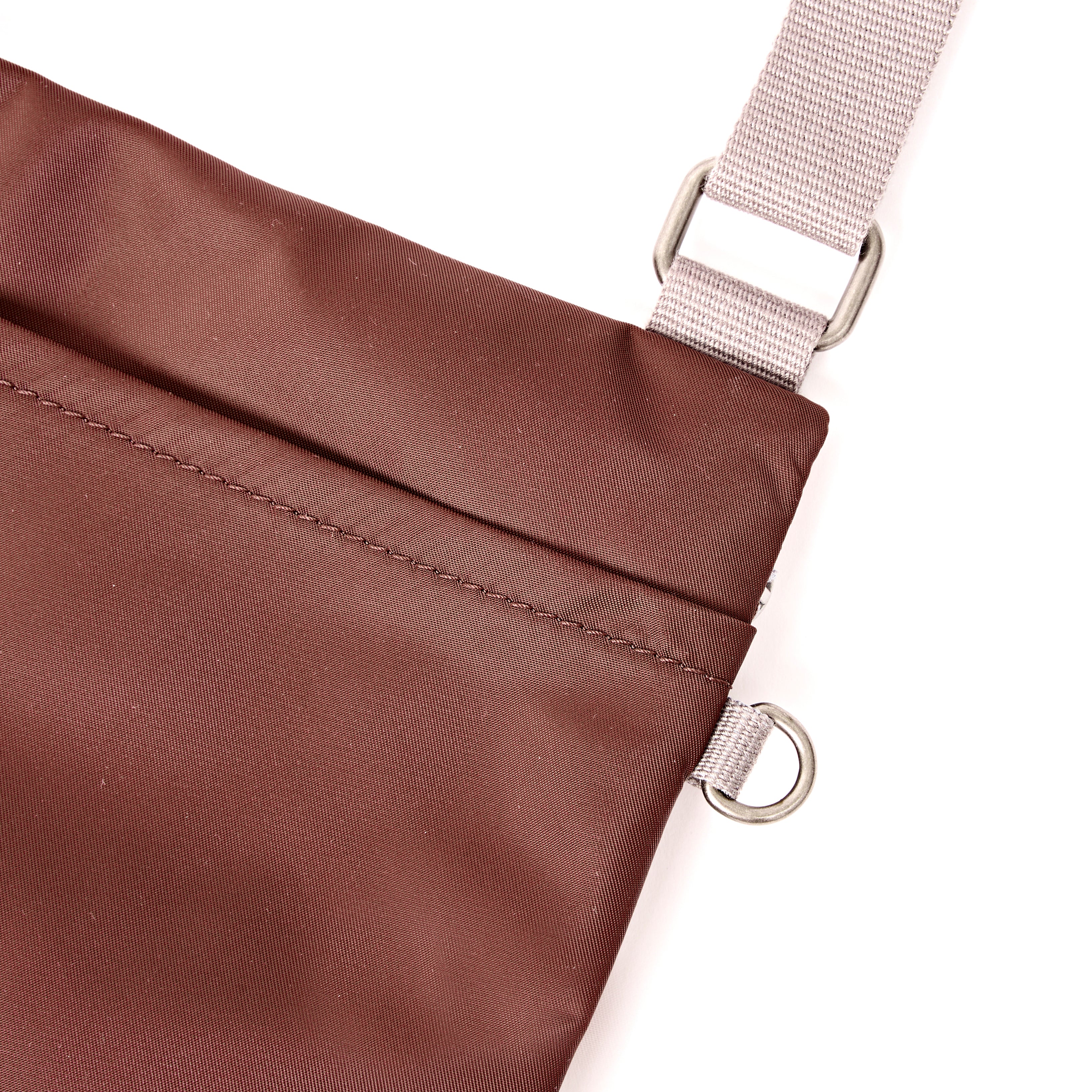 Chelsea B Crossbody Bag in Rocky Road - Image 6