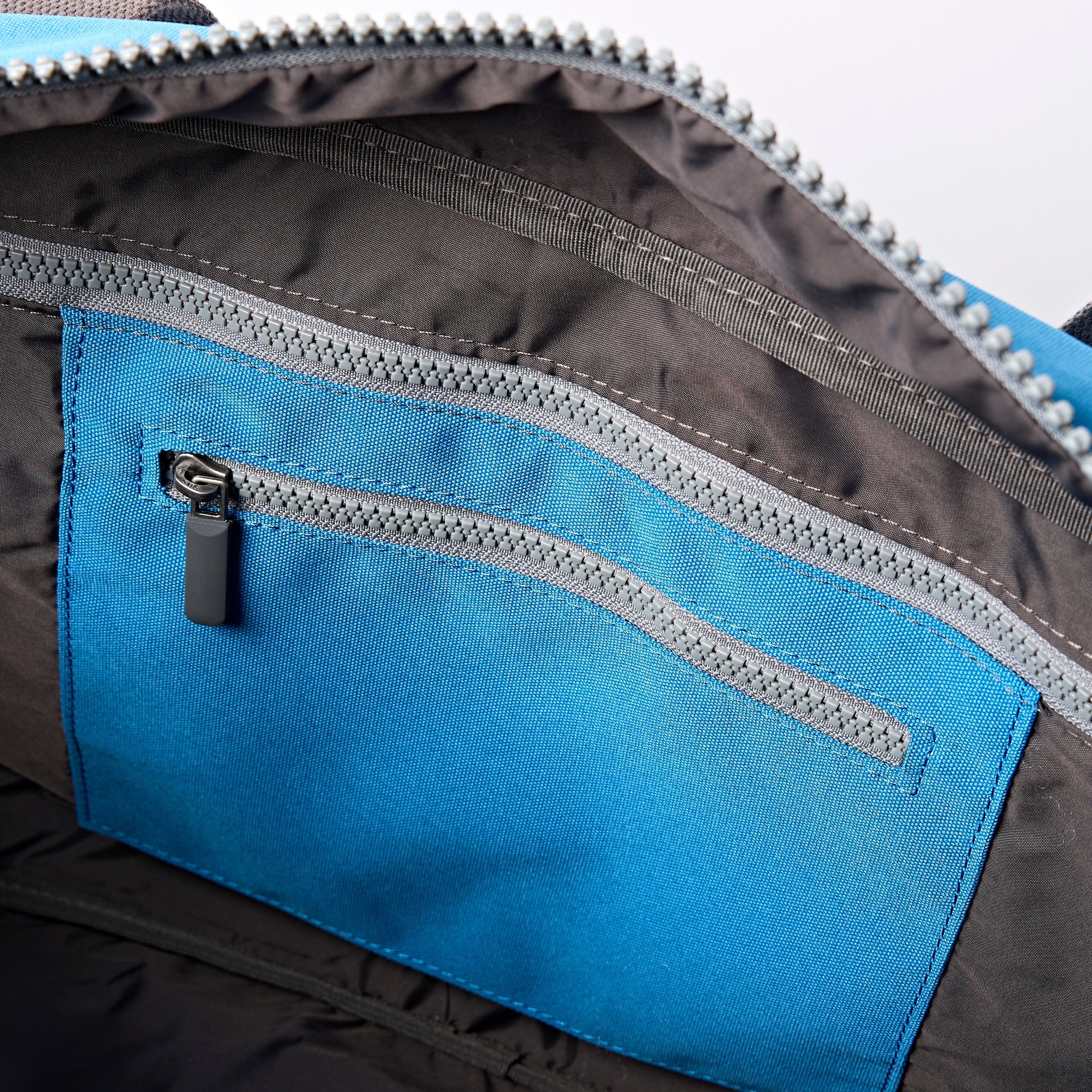 Gatwick Carry-On Duffel Bag in Malibu Blue - Image 5