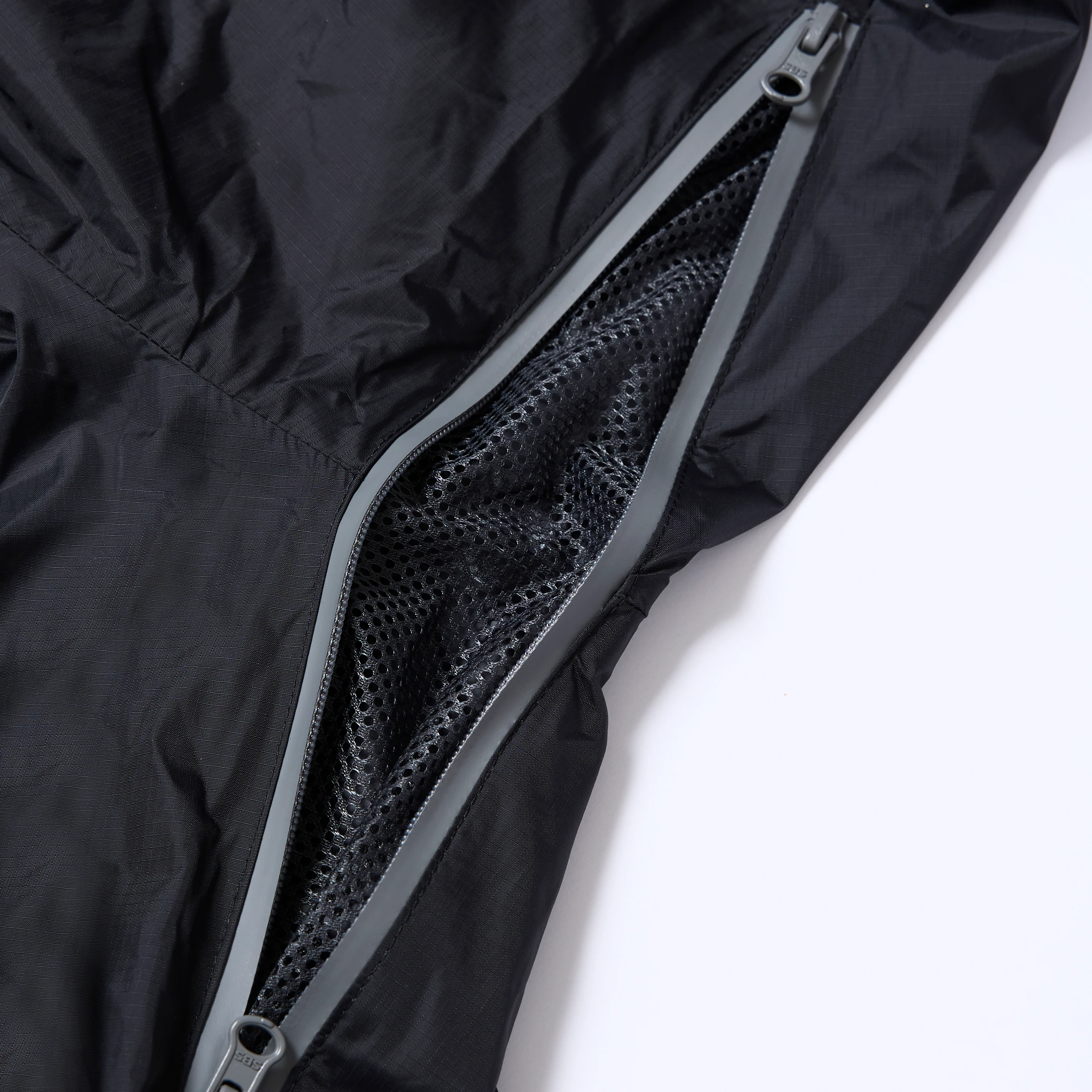 Holborn Rain Jacket in Black - Image 6