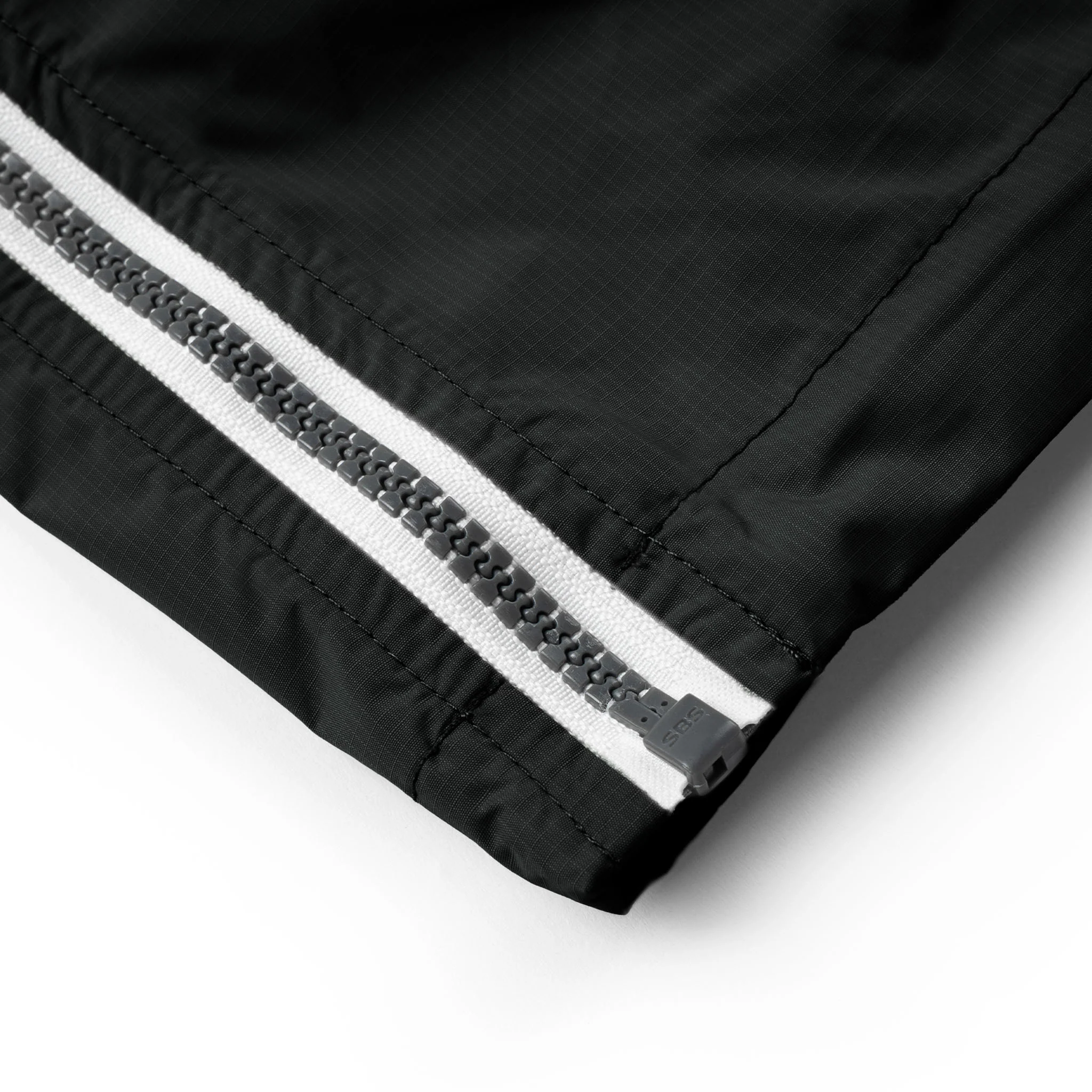 Holborn Rain Jacket in Black - Image 7