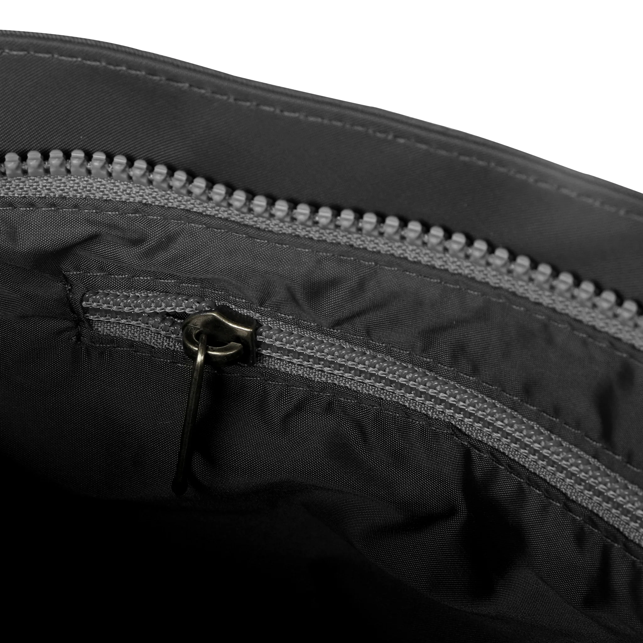 Kennington Crossbody Bag in Graphite - Image 5