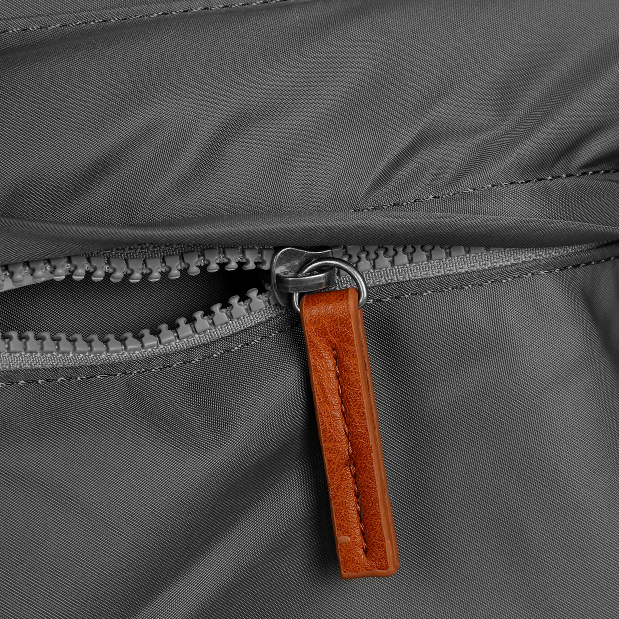 Kennington Crossbody Bag in Graphite - Image 6