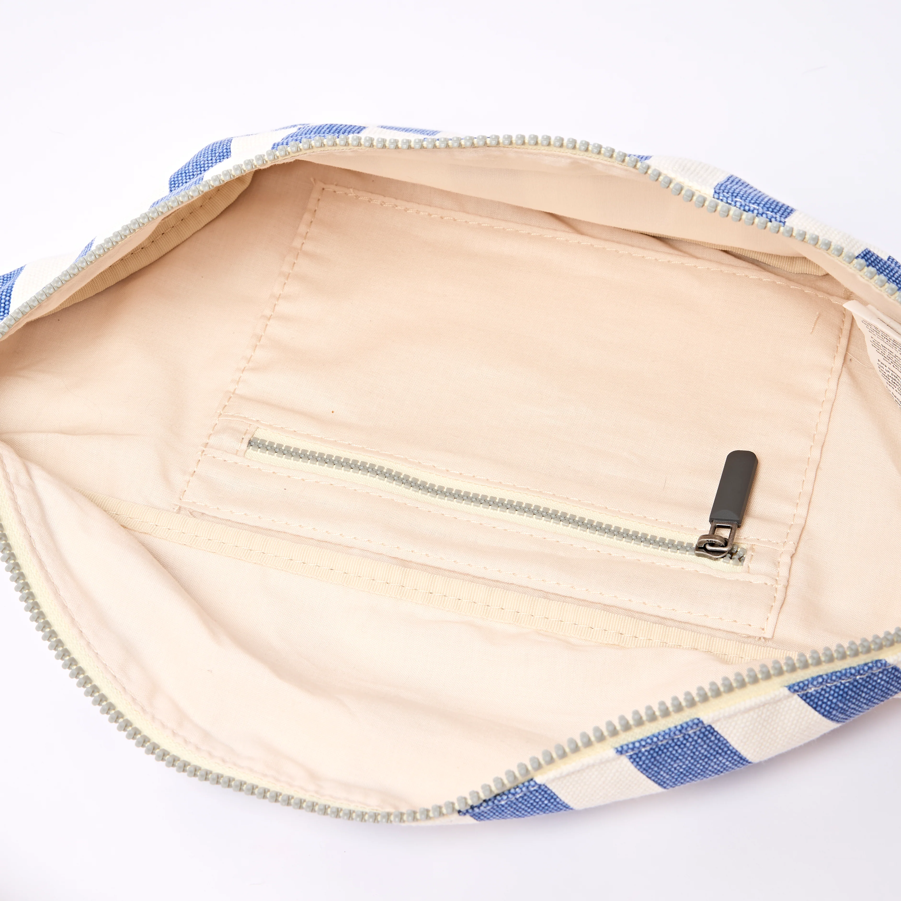 Mill Hill Crossbody Bag in Denim Stripe - Image 5