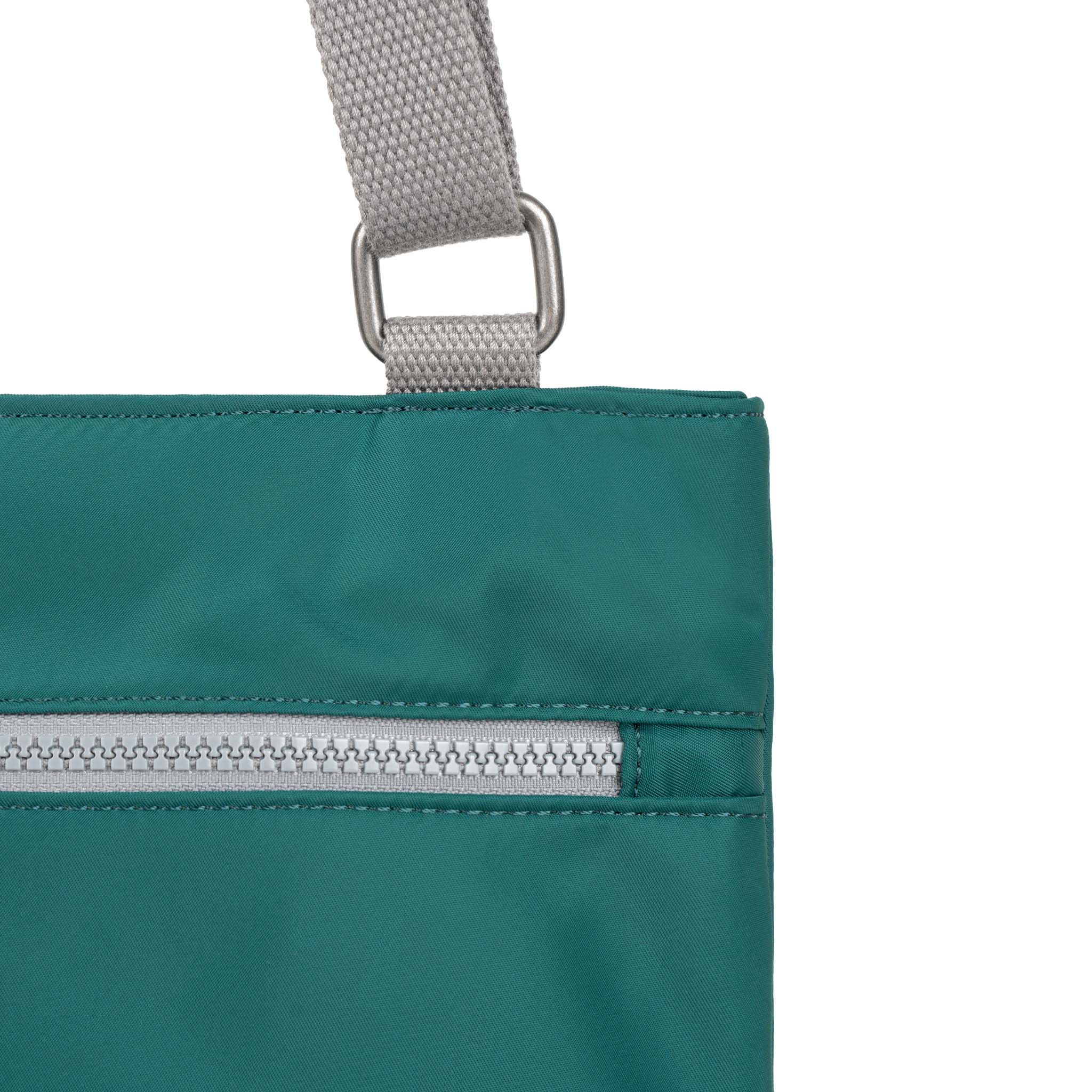 Moorgate Messenger Bag in Teal - Image 4