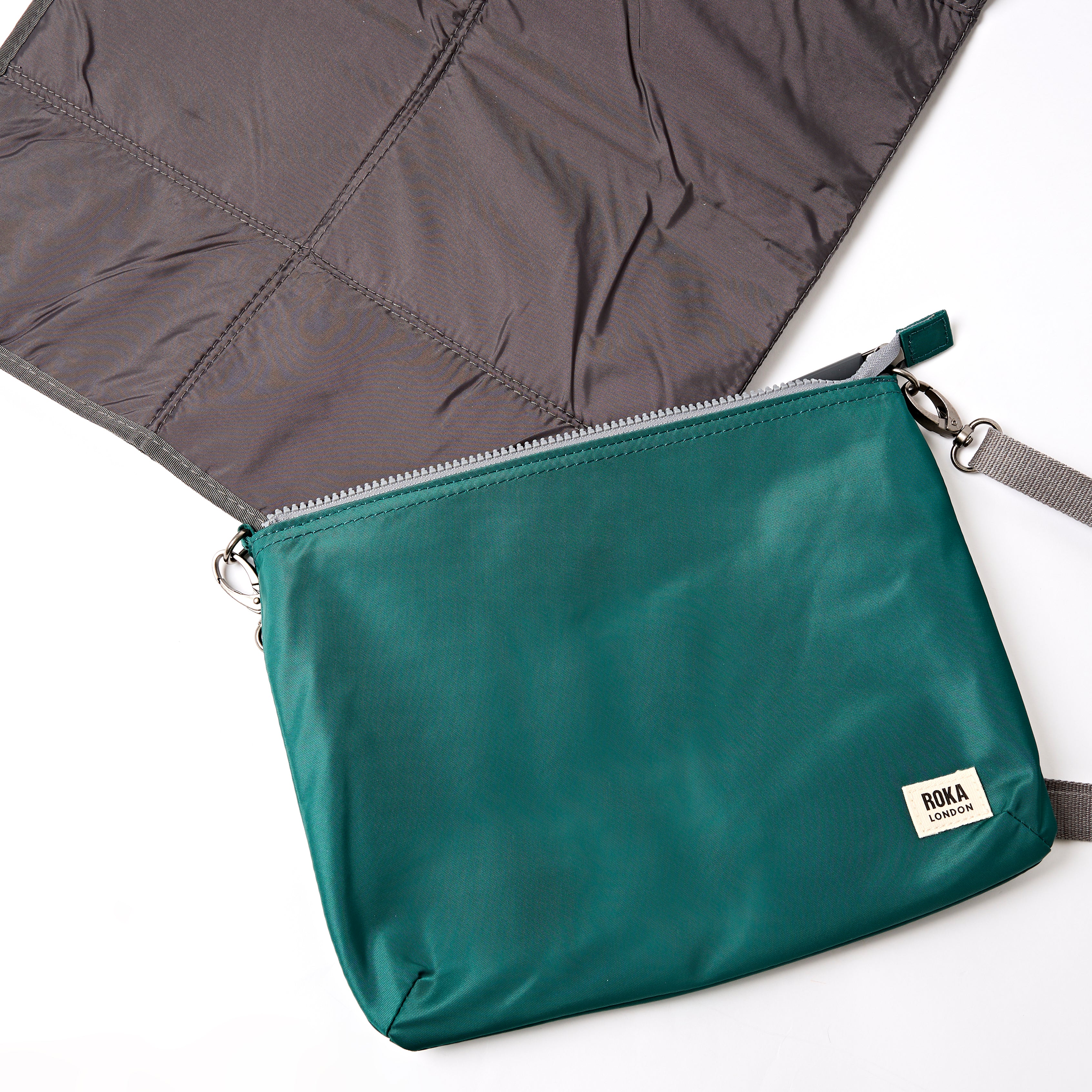 Primrose Baby Changing Bag in Teal - Image 7