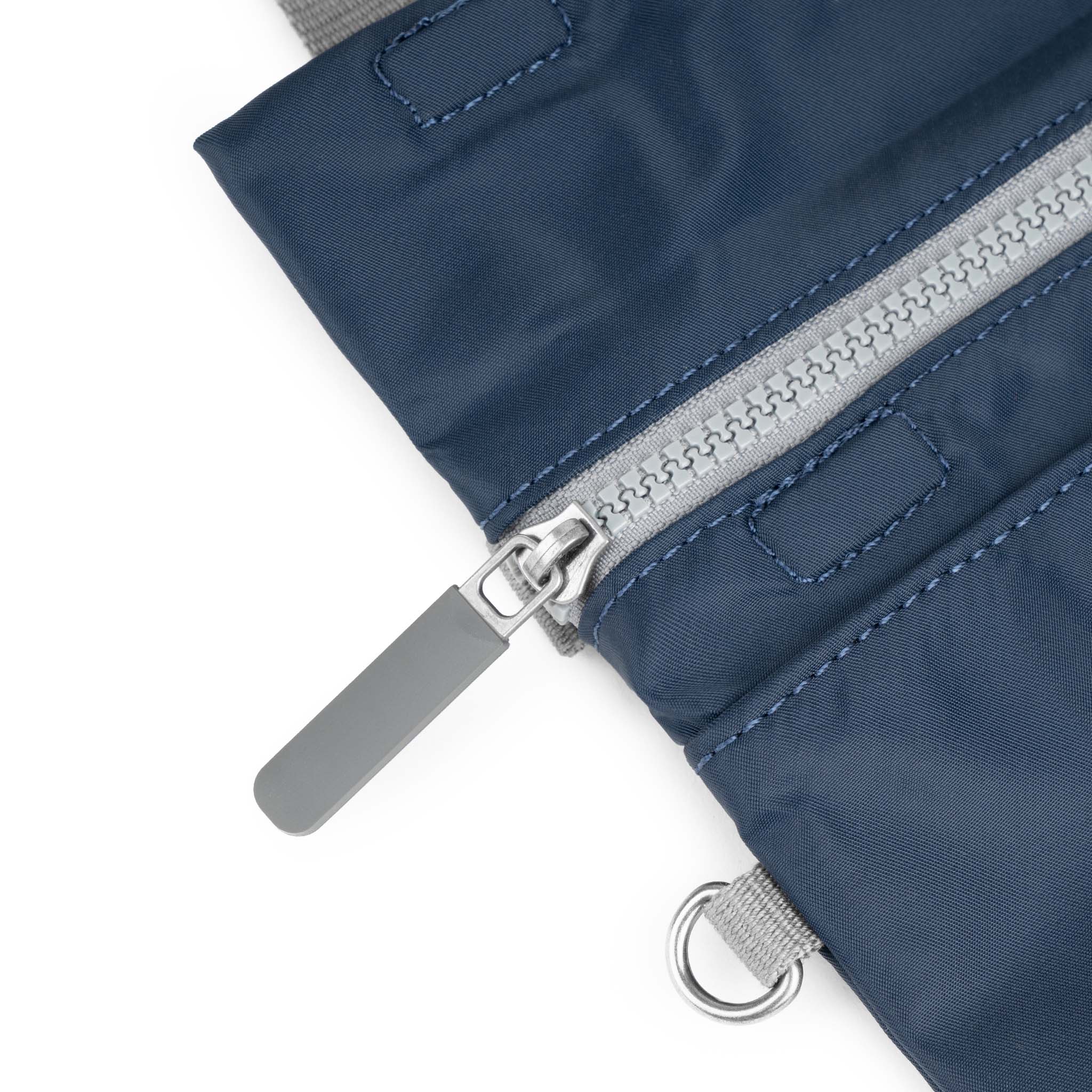 Stratford Crossbody Bag in Midnight - Image 4