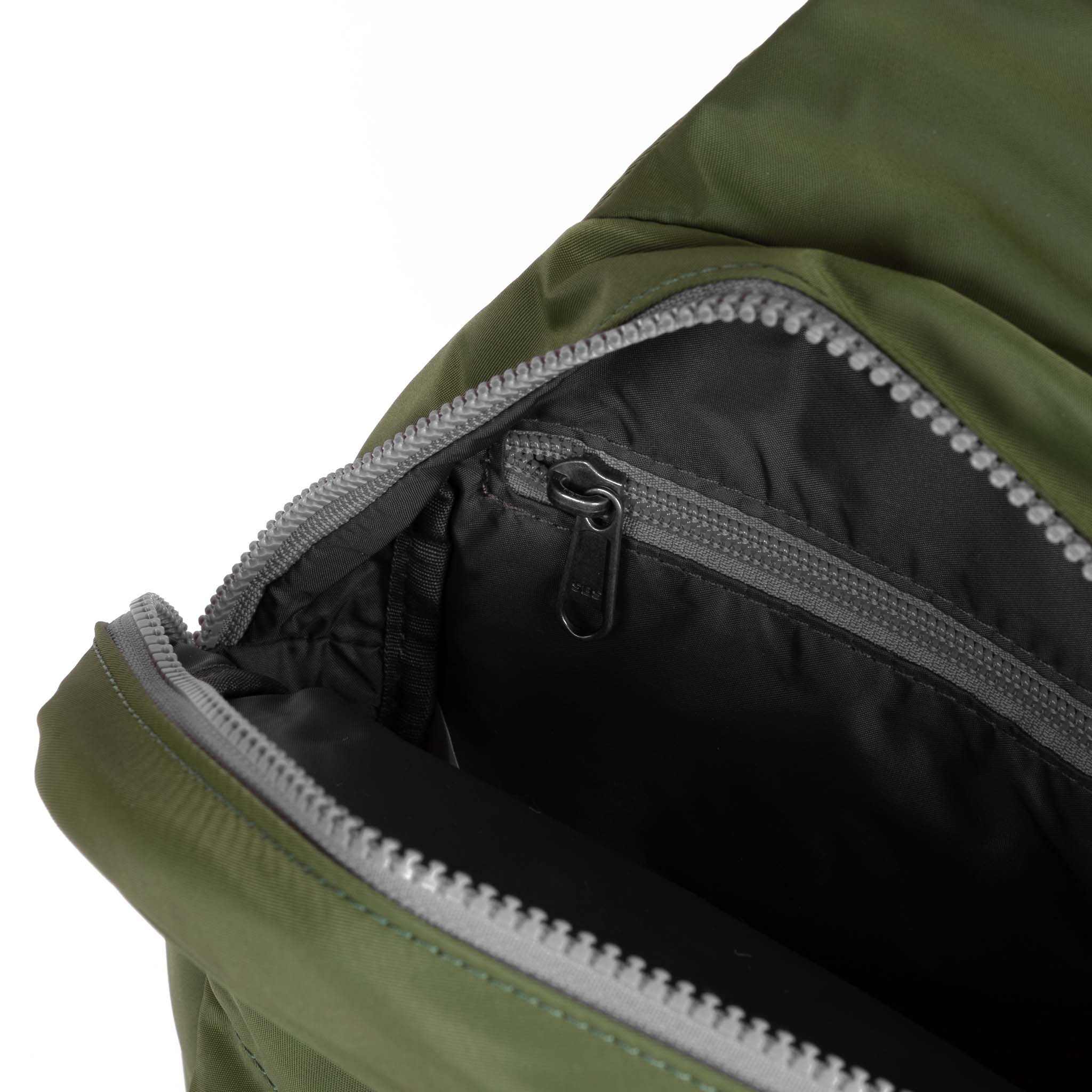 Willesden Sling Bag in Avocado - Image 4